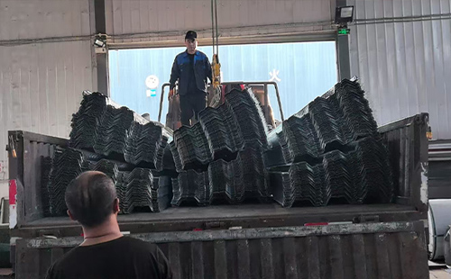 闭口玛沁楼承板耐火时限实测:大跨度怎样选玛沁楼承板 闭口楼承板耐火时限实测:大跨度怎样选玛沁楼承板